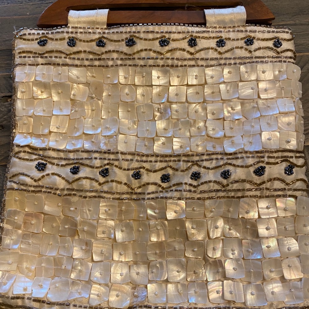 VINTAGE K & K tabletop purse